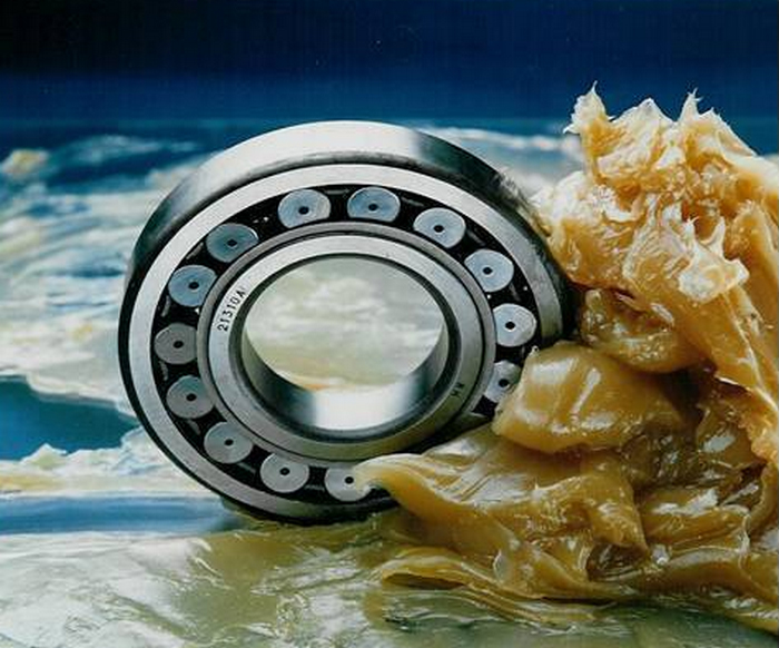 Mỡ Bôi Trơn - Chìa Khóa Giữ Cho Máy Móc Luôn Hoạt Động Trơn Trượt và Bền Bĩ
