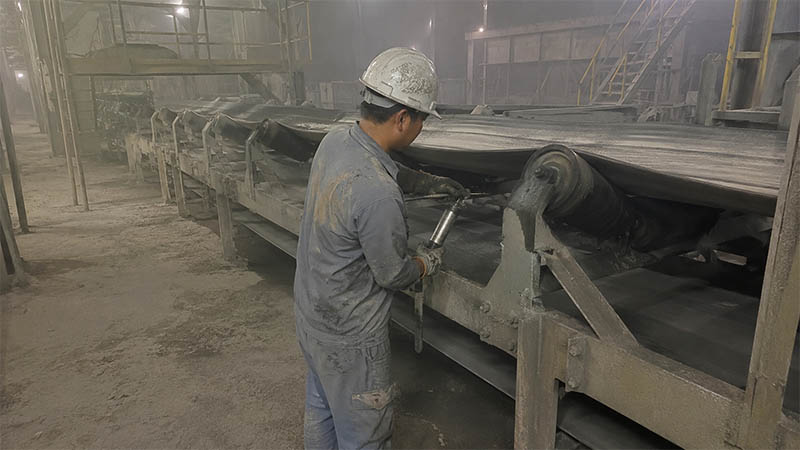 Ứng dụng mỡ bôi trơn ngành xi măng